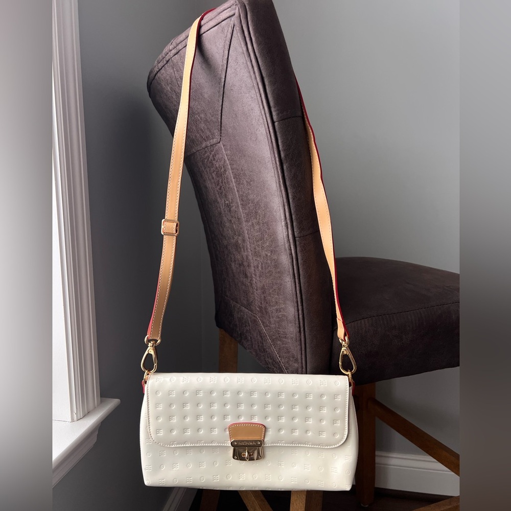 Arcadia Leather Crossbody Bag - Picture 2 of 12